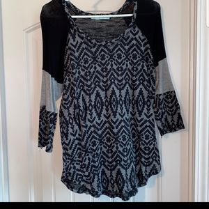 Maurices Aztec Chevron 3/4 Sleeve Top